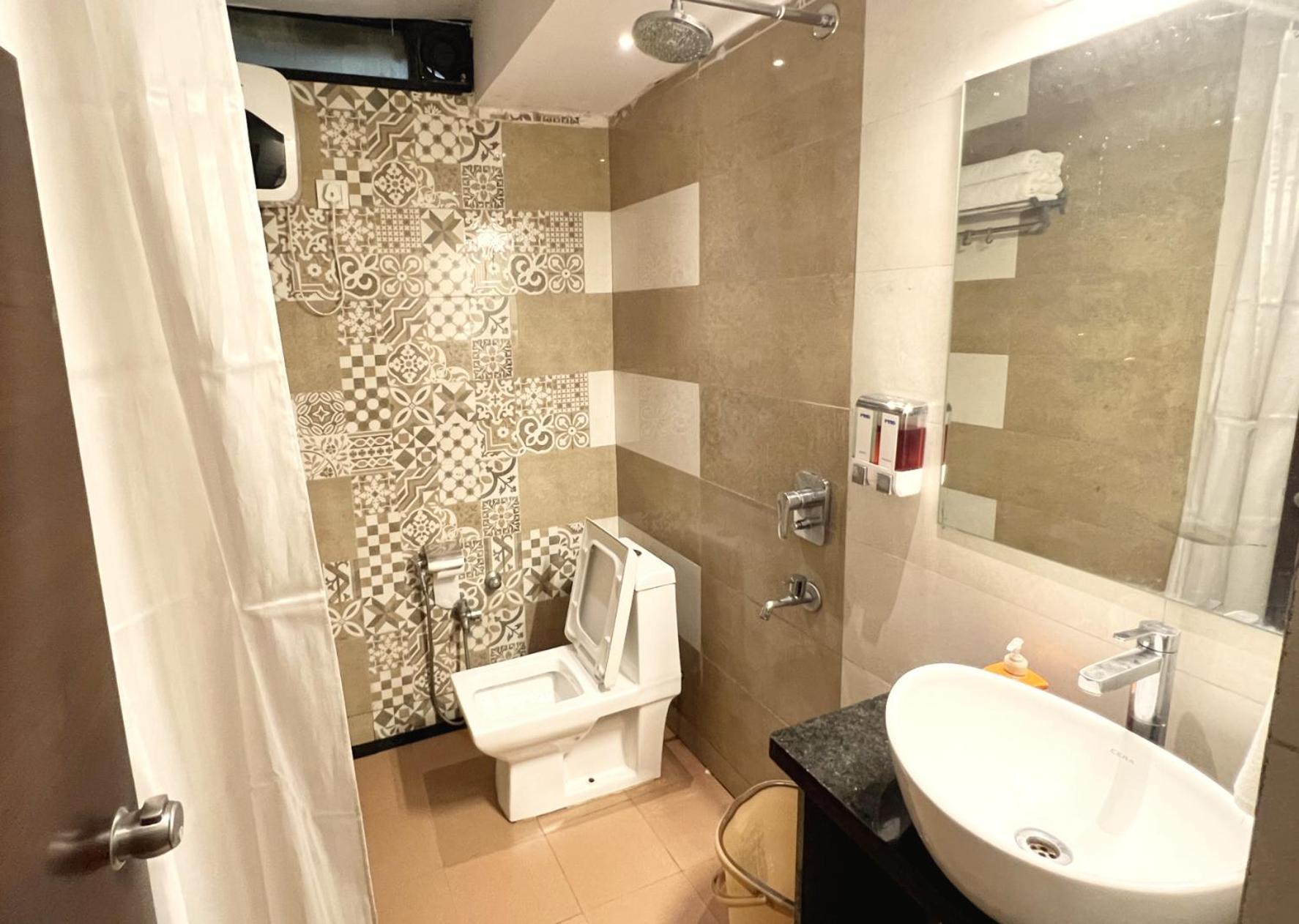 Royal Palms Luxury Service Apartment Nagpur Extérieur photo